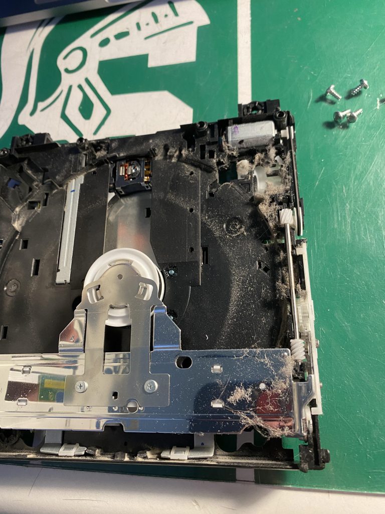 Cleaning the disc drive pt. 2