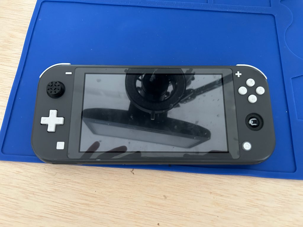 Switch lite with broken joysticks